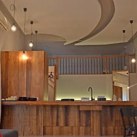 Serafini Loft *